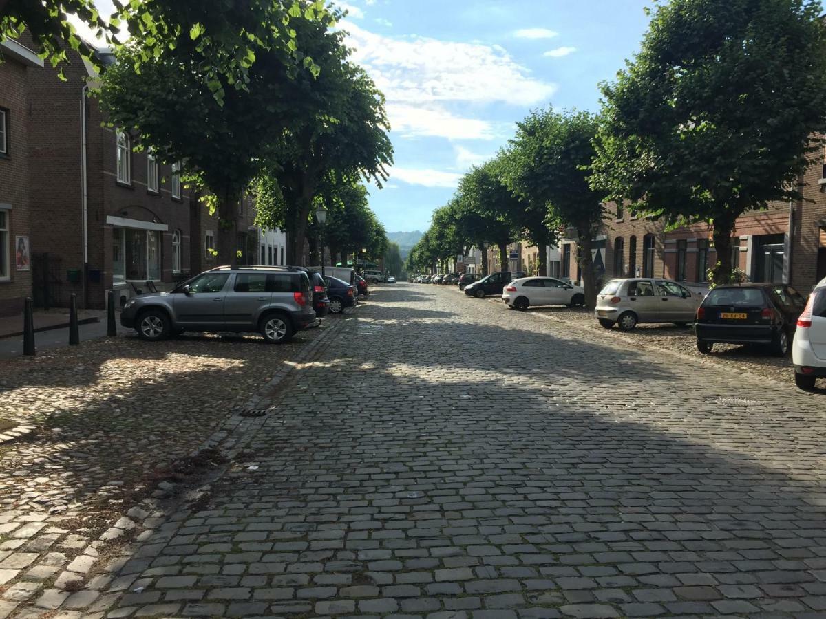 Vakantieappartement Diepstraat Eijsden Bagian luar foto